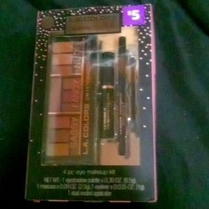 LA colors 4 pc eye makeup kit